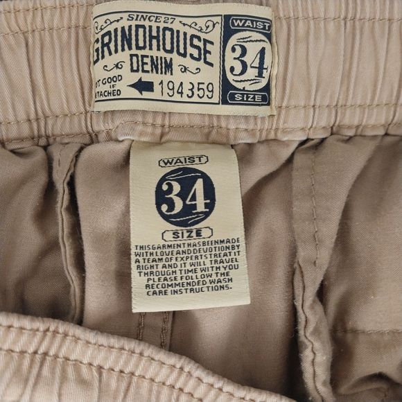 Men's Grindhouse Denim Tan Zip Pocket Distressed Shorts - Size 34 - Picture 4 of 6